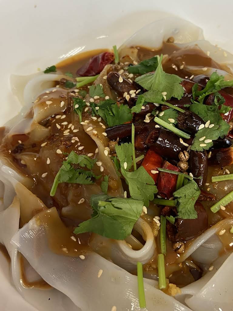 Chinese Noodle Bar – Photo 10